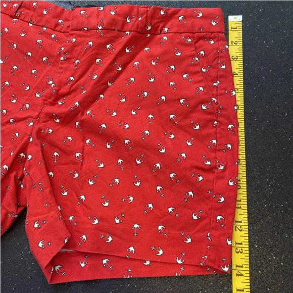 Banana republic Shorts Womens size 10 red with white anchor 5” Inseam Nice Cond - Picture 4 of 10